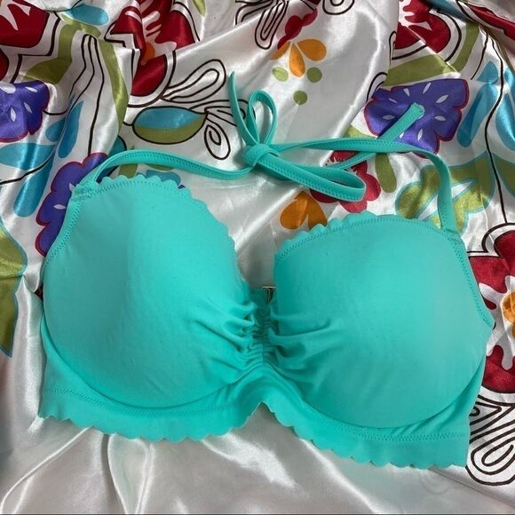 Victoria Secret Mint Green Scalloped Bikini Top - Picture 2 of 6